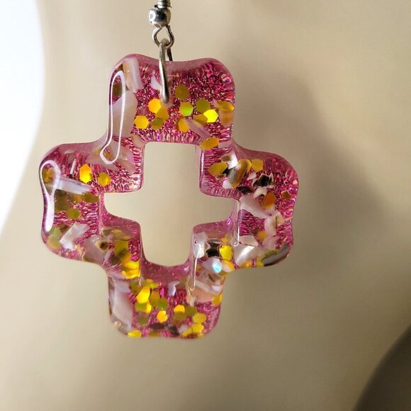 Sparkly Pink Earrings Geometric Shape Earrings or Cross Shape Earrings - Picture 4 of 7